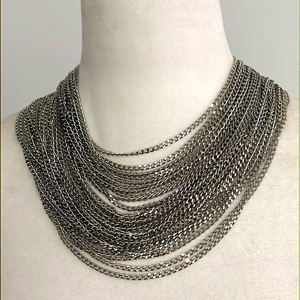 Bergdorf Goodman silver mult chain necklace